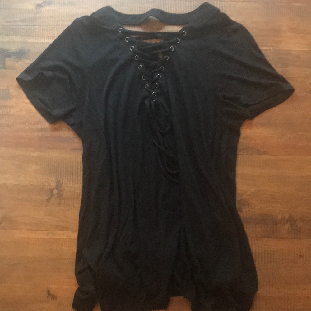 Cute black top